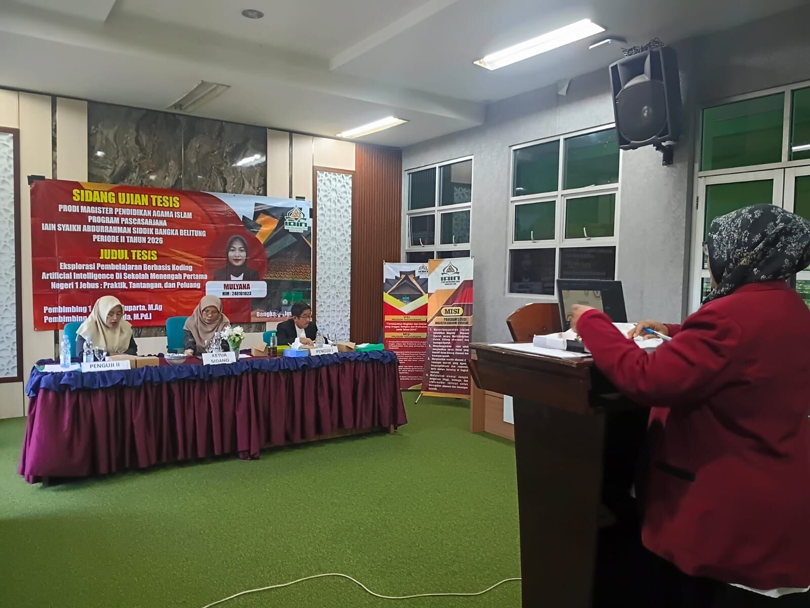 Dokumentasi Ujian Tesis Periode II Prodi MES Tahun 2026