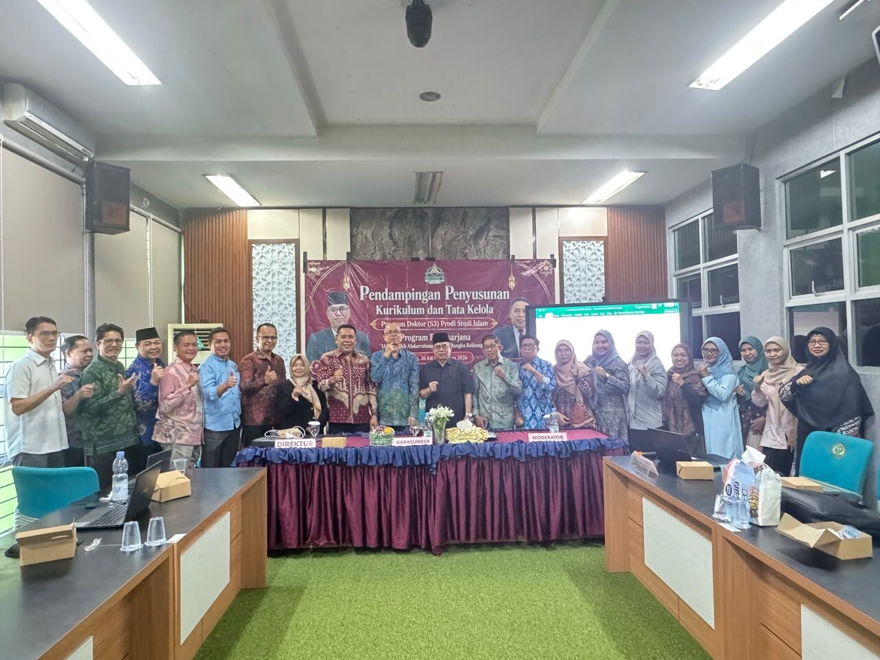 Hari Kedua Penyusunan Kurikulum dan Tata Kelola Program Studi Doktor Studi Islam, Hadirkan Direktur Sekolah Pascasarjana UIN Jakarta