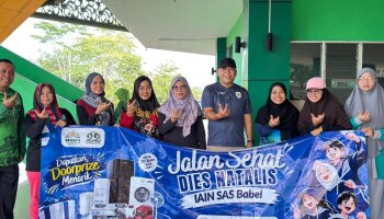 Direktur dan Civitas Akademika Pascasarjana IAIN SAS Babel Ikuti Jalan Sehat Dies Natalis ke-22 Tahun 2026