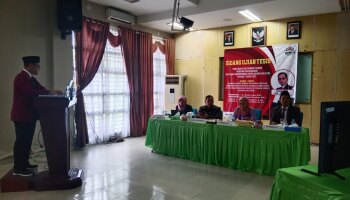 Ketua Pengadilan Agama Kerinci Ikuti Ujian Tesis Periode I Program Studi Magister Ekonomi Syariah