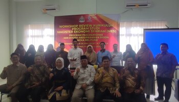 Pascasarjana IAIN SAS Babel Laksanakan Workshop Review Kurikulum Prodi Magister Ekonomi Syariah